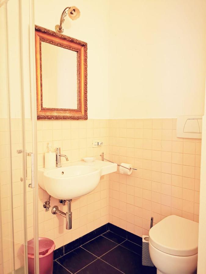 Cinema House Bed & Breakfast Rome Exterior photo