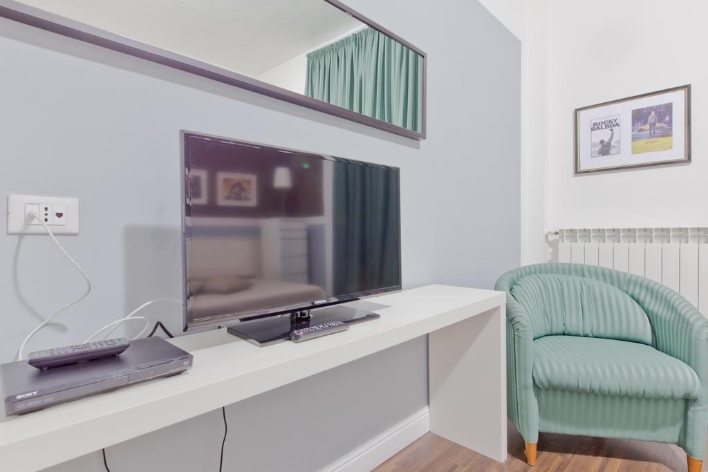 Cinema House Bed & Breakfast Rome Exterior photo