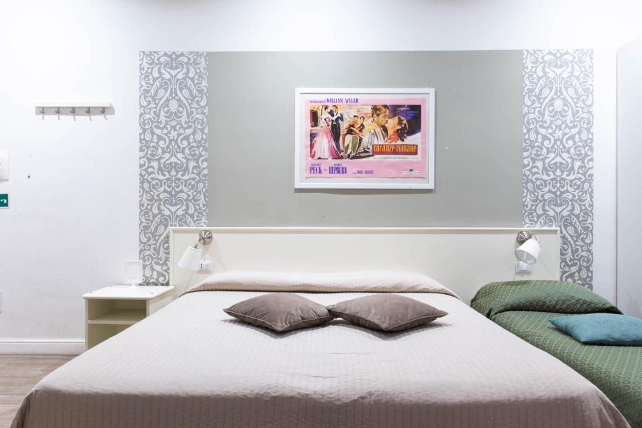 Cinema House Bed & Breakfast Rome Exterior photo